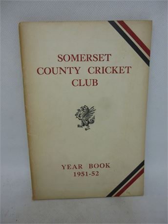 SOMERSET CCC YEAR BOOK 1952. VERY GOOD PLUS